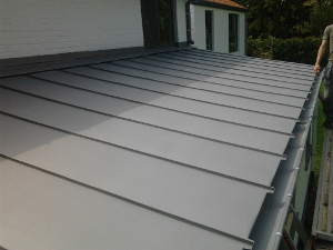 Réalisation d'un toit zinc en région de Namur-Andenne